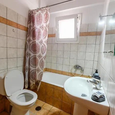 Апартаменты 1 With Parking Лариса